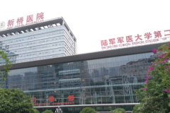 重庆新桥医院自体脂肪移植需要多少钱_医生推荐