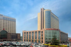 天津医科大学第二医院烤瓷牙种植医生汇总