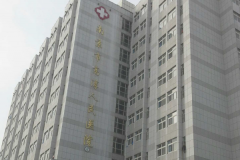 南京市高淳人民医院瓷贴面预约要多久，专业突出